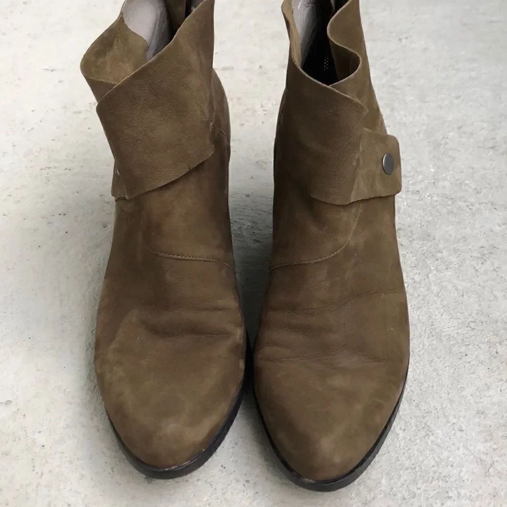 Eileen  Fisher booties - Picture 2 of 7